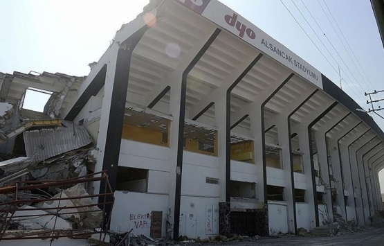 İzmir Alsancak Stadı 30 Ekim de açılıyor!