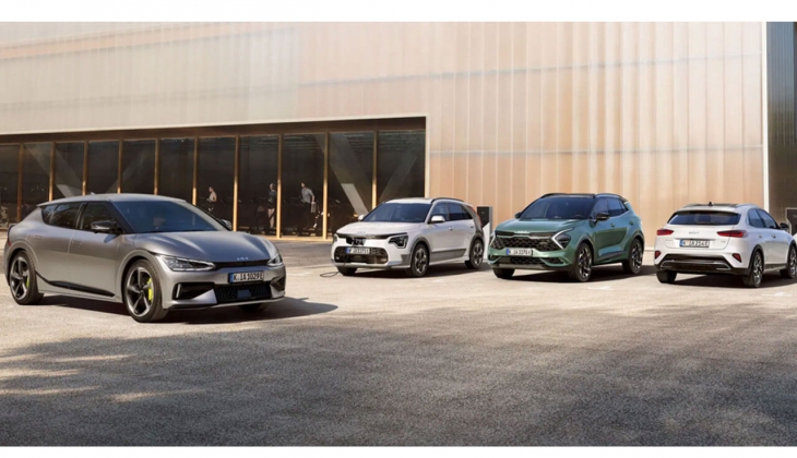 Kia, 'Yılın Otomobil Üreticisi' ödülünü aldı!