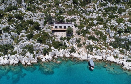Corona fırsatçıları Antalya Kekova Koyu’na 48 saatte villa yaptı!