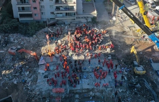 Murat Bakan dan İzmir Rıza Bey Apartmanı park olsun açıklaması!