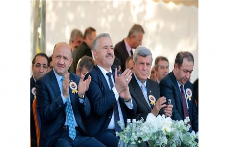 İzmit-Kandıra Yolu temel atma töreni gerçekleştirildi!