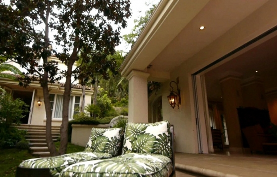 Sharon Stone un Hollywood daki 16 milyon dolarlık malikanesi!