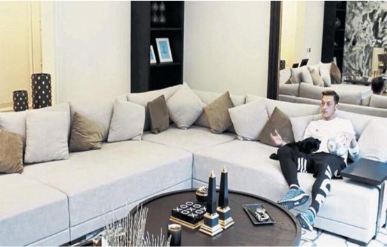 Mesut Özil den Amine Gülşe ye doğum hediyesi 80 milyonluk malikane!