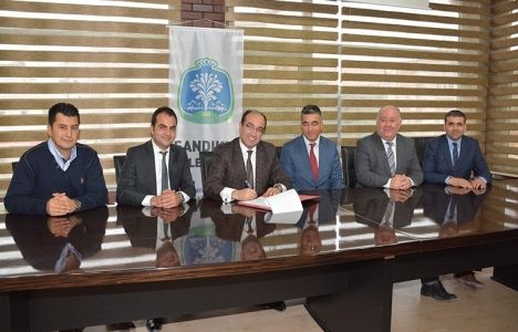 Sandıklı Kent Meydanı'nın inşaatı başladı!