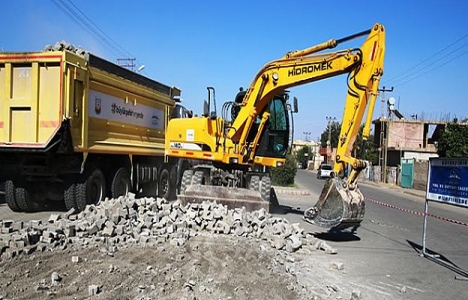 Şanlıurfa Ceylanpınar Spor Kompleksi'nin inşaatı başladı!