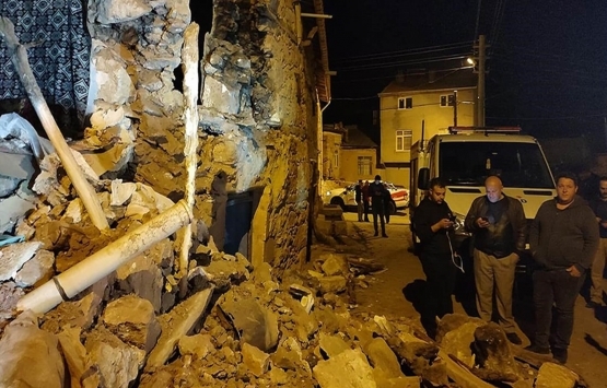 Konya daki depremde 66 yapı hasar gördü!