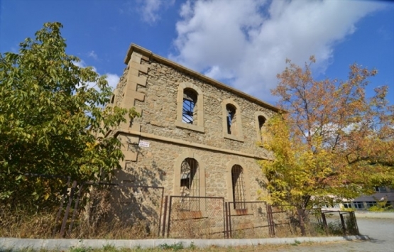 Çorum Redif Kışlası'nın restorasyonunu Bakanlık tamamlayacak!