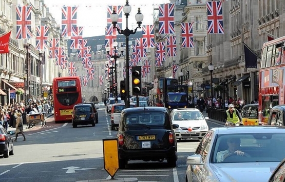 Kraliçe Elizabeth in İngiltere deki mülklerinde 218 marka kiracı!