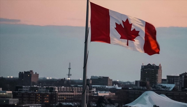 Dolar kazanmak hiç bu kadar kolay olmadı! Sokağa çıkıp şifreyi çözen 100 doları alıyor!