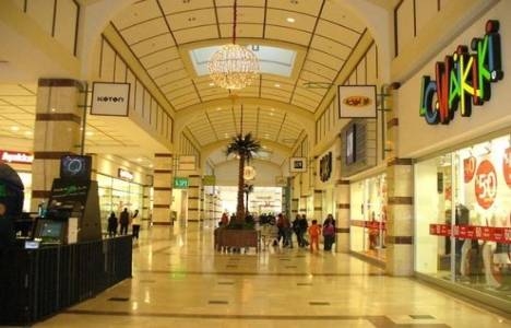 adana bayramda açık olan avmler