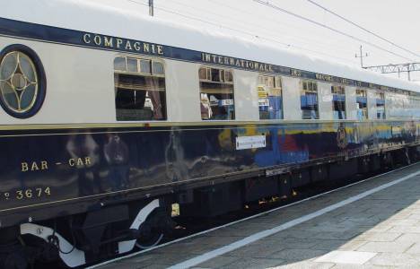 Orient Express treni nostaljik turunu Bahçeşehir'de tamamladı!
