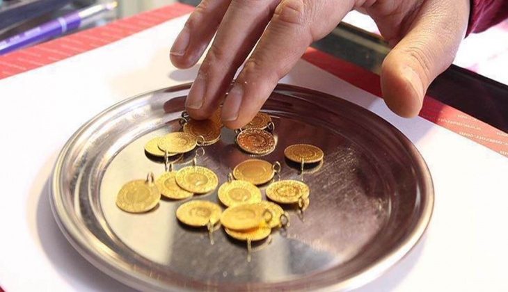 Altında geri vites! Herkes altının yükselmesini bekliyordu! Gram, çeyrek ve Cumhuriyet altını fiyatlarında son dakika