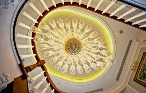 Ali Ağaoğlu ndan Duygu Su Gülpınar a Ataşehir de 550 metrekarelik ev!