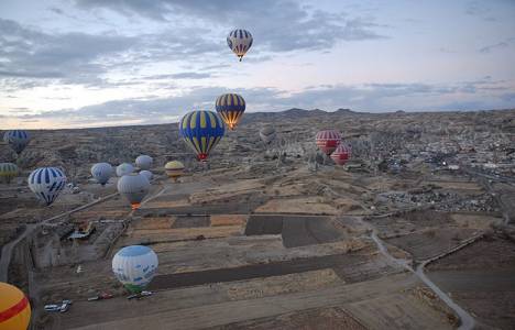 Turizm Türkiye'nin lokomotif gücü olmaya devam edecek!