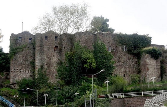 Üçüncüzade Ömer Paşa'nın torunları dava açtı: Güzelhisar Kalesi bizim!