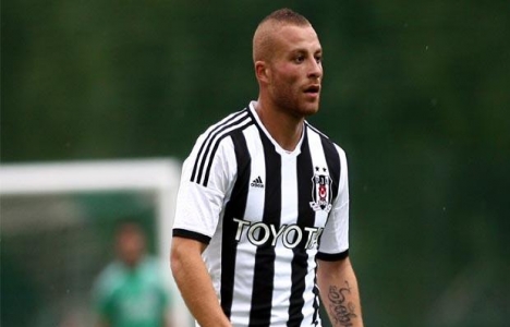 Gökhan Töre Beşiktaş'taki dükkanını yeniledi!