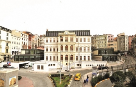 Türkiye'nin ilk belediye binasının restorasyonu tamamlandı!