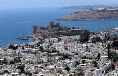 Bodrum evleri turizm sezonu öncesi bakımdan geçiriliyor!