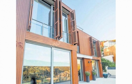 Ünlü isimler milyon liralık evlerini satışa çıkardı!