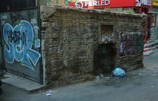 451 yıllık tarihi Pir Mehmet Çeşmesi yıkıldı!