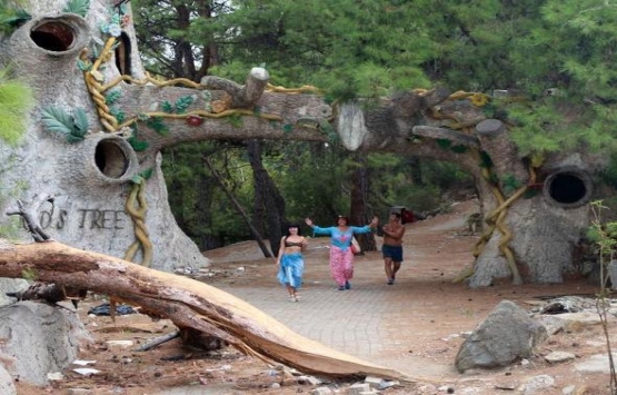 Kemer Naturland Eko Park ve Resort Otel hayalet otele dönüştü!