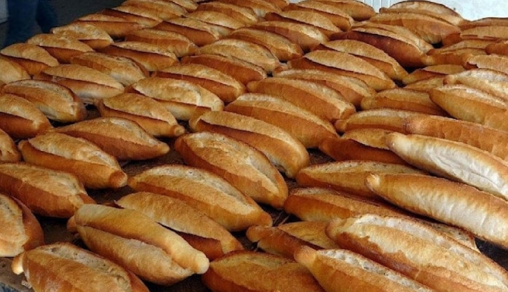 Ekmek yemeden doymam diyenlere kötü haber! Ekmeğe korkunç zam! Duyanların iştahı kaçıyor!