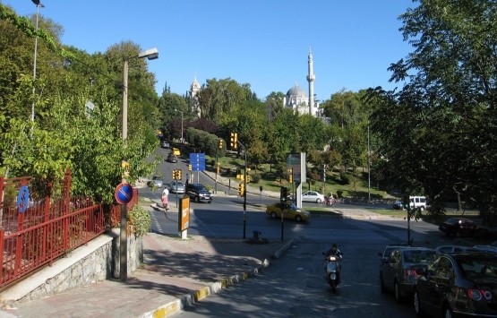 150 yıl sonra ortaya çıktı! Ünlü isimlerin mezarları binaların altındaymış!