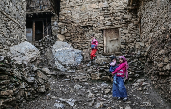 Bitlis Hizan ın ilginç taş evleri!