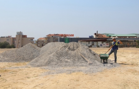 Kuşadası'na iki yeni park!