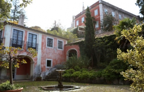 Madonna Portekiz den 300 yıllık ev aldı!