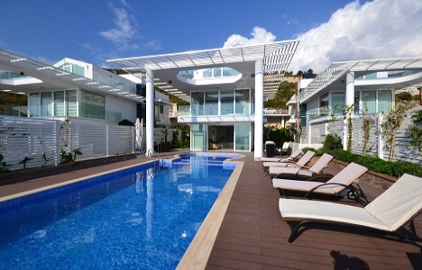 Lüksü ve konforu bir arada sunan villalar Villaburada.com’da!