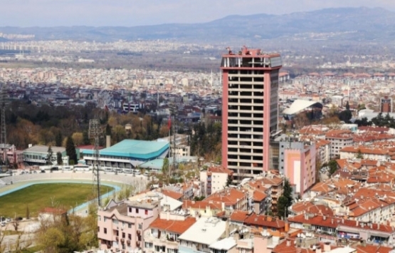 Bursa Tower Plaza’nın iki katı yıkıldı!