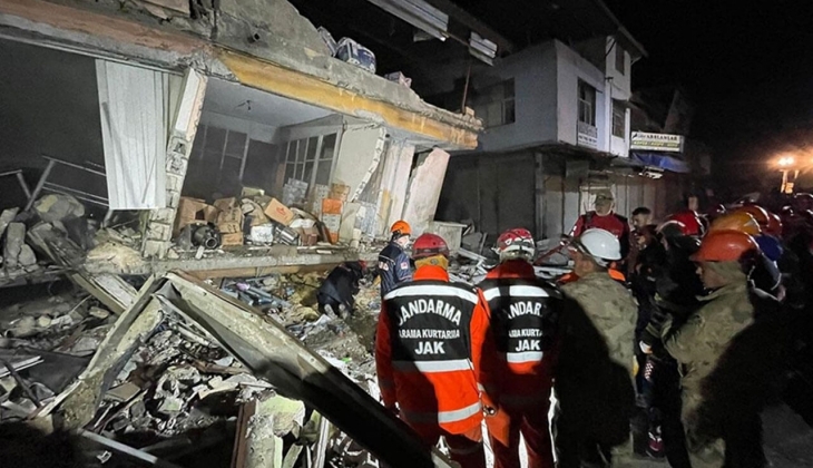 2000 den önceki binalar için çarpıcı uyarı! Depremde yıkılan binaların beton kalitesi dayanıklılık testini geçemedi!