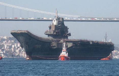 İstanbul Boğazı gemi trafiğine açıldı!