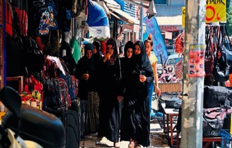 Adana'da kaldırım sıkıntısı ne zaman çözülecek?