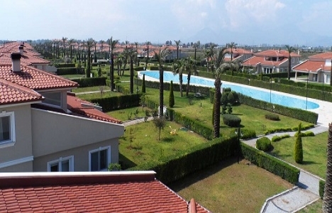 Pamfilya Konakları'nda 2 milyon 550 bin TL'ye satılık 3 dubleks villa!