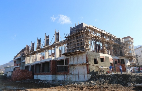 Arhavi Gençlik Merkezi inşaatında son durum!