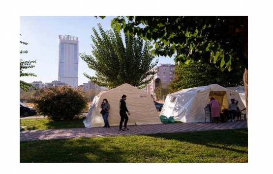 İzmir'deki geçici konaklama merkezi ilk depremzedeleri yarın ağırlayacak!