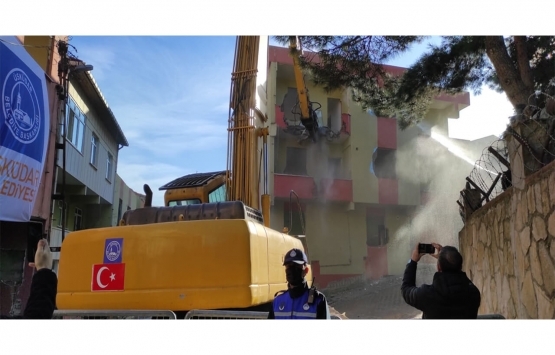 Çamlıca Camisi Çevresi Dönüşüm Projesi 2. Etap için yıkımlar başladı!