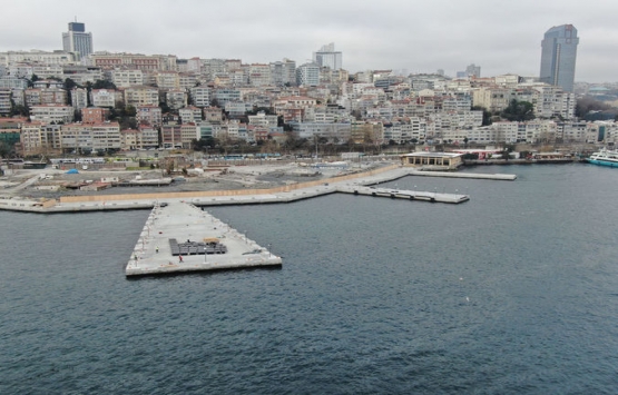 Martı figürünün iptal edildiği Kabataş ta çalışmalar yeniden başladı!
