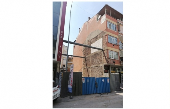 Lastik-İş Kocaeli Şube binası yıkıldı!