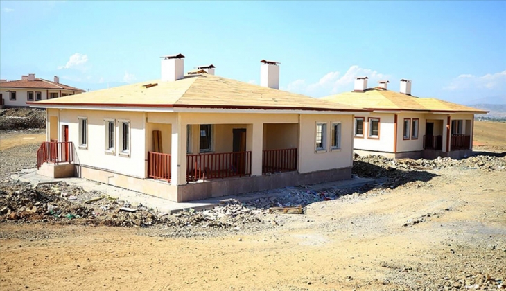 Kahramanmaraş Türkoğlu'ndaki köy afet konutları Kasım'da teslim edilecek!