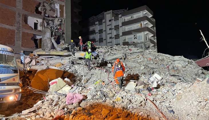 Depremden sonra müteahhit avı başladı! Şehir şehir gözaltı ve tutuklamalar yapılıyor! 