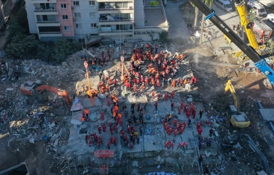 Bayraklı daki Rıza Bey Apartmanı nın yerine ne yapılacak?