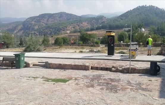 Pamukkale deki kaçak ahşap yapılar kaldırıldı!