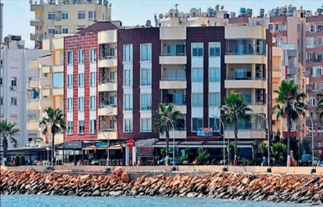 Mersin Mezitli'de kaçak yapı alanında imar tadilatı yapıldı!