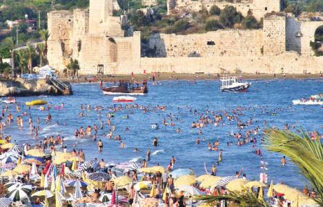 Seçim bitti, Mersin sahilleri yeniden doldu! 