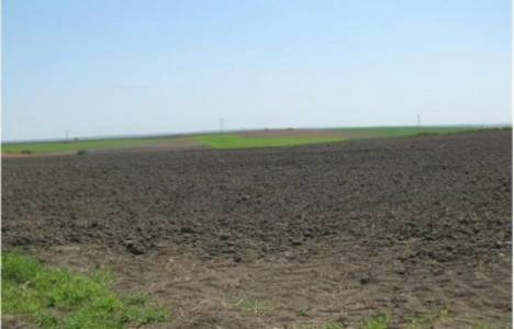 Kadastral yola cephesi olmayan arazi