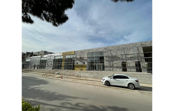 Bursa Orhangazi Kültür Merkezi nde dükkanlar meydana çıktı!