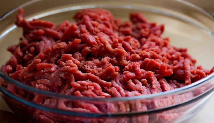 Et ve şarküteri ürünlerinin fiyatları uçuşa geçti! Mart ta zam şampiyonu dana eti oldu!